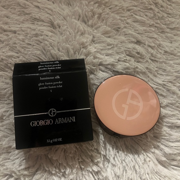 Giorgio Armani Luminous Silk Glow Fusion Powder 3.5G NEW #4